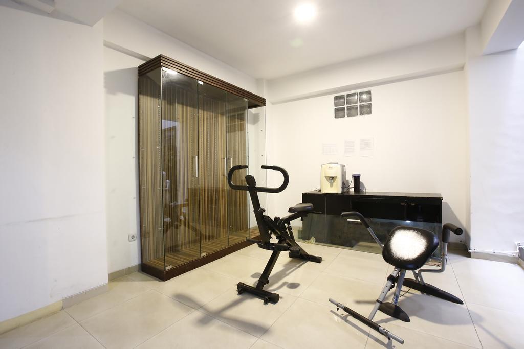 Reddoorz Near Cilandak Town Square Hotel Jakarta Buitenkant foto