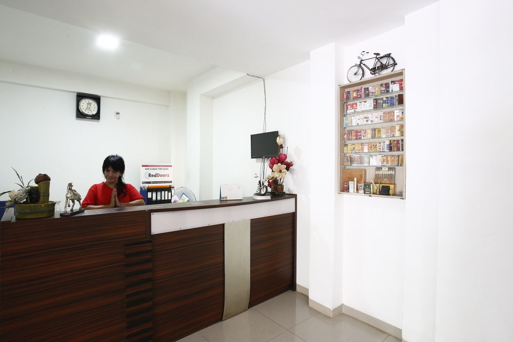 Reddoorz Near Cilandak Town Square Hotel Jakarta Buitenkant foto