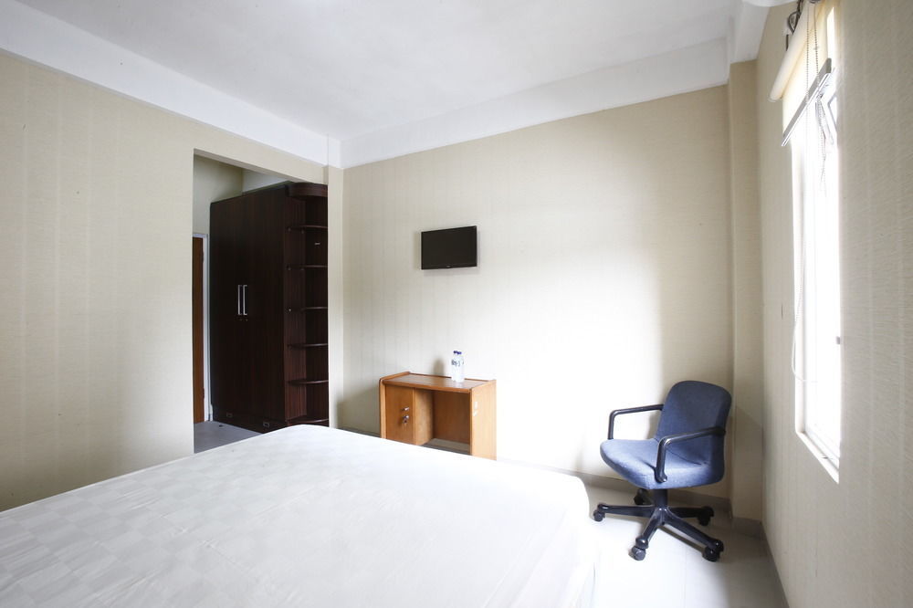 Reddoorz Near Cilandak Town Square Hotel Jakarta Buitenkant foto