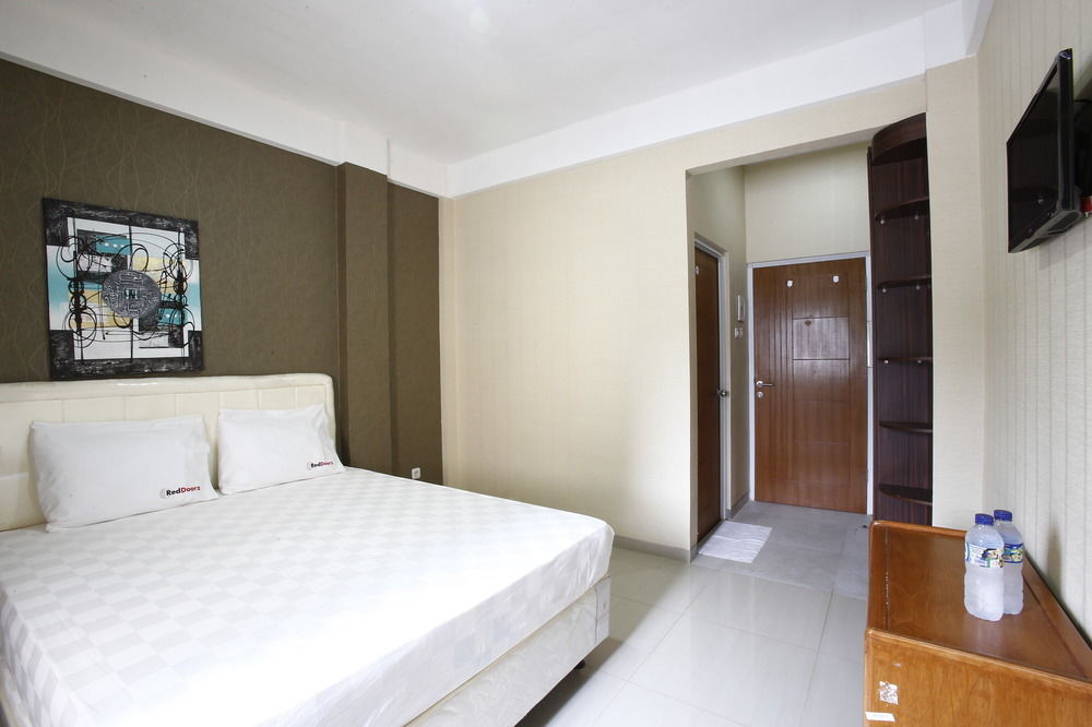 Reddoorz Near Cilandak Town Square Hotel Jakarta Buitenkant foto